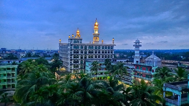 হাটহাজারী মাদরাসা: উপমহাদেশের কওমি শিক্ষাধারার এক ঐতিহ্যবাহী প্রতিষ্ঠান
